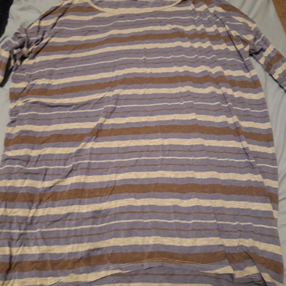 Lula Roe tunic - Picture 2 of 2